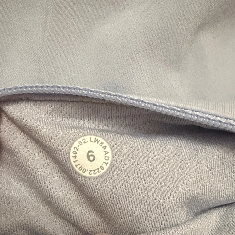 LULULEMON PACE RIVAL SKIRT SIZE 6 gently worn like new - Picture 5 of 7